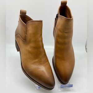 Franco Sarto Damion Ankle Bootie in Cognac. W 8 1/2 M. New.